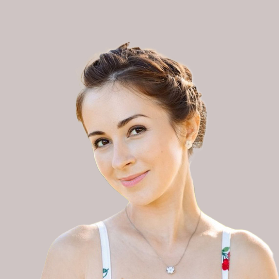 Natalia, Marketer